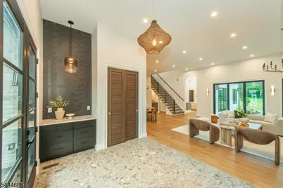 98 Haddenfield Rd, Clifton, NJ 07013 - Photo 3