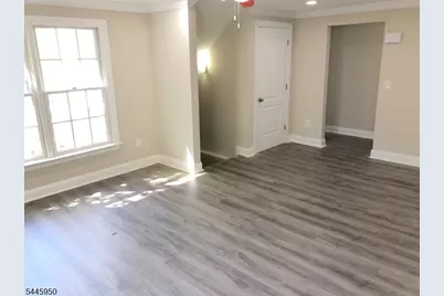 35 Phoenix Ave, Morristown, NJ 07960 - Photo 5