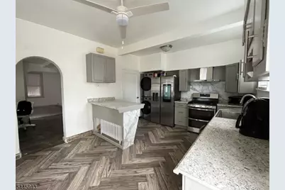 218 W 2nd St, Clifton, NJ 07011 - Photo 9