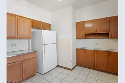 31 Temple Pl, Irvington, NJ 07111 - Photo 5