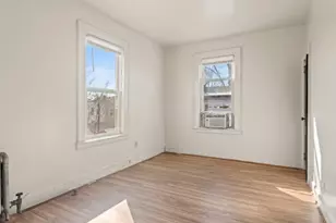 31 Temple Pl, Irvington, NJ 07111 - Photo 7