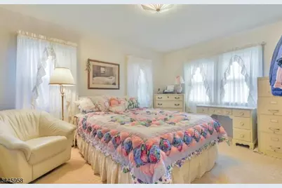 899 Green Pond Rd, Rockaway Township, NJ 07866 - Photo 5