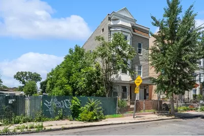 681 S 11th St #3, Newark, NJ 07103 - Photo 13