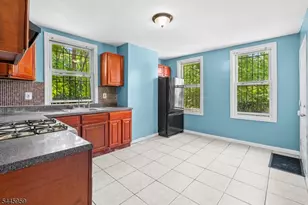 681 S 11th St, Newark, NJ 07103 - Photo 9