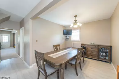 31 Zeliff Ave, Little Falls Township, NJ 07424 - Photo 15