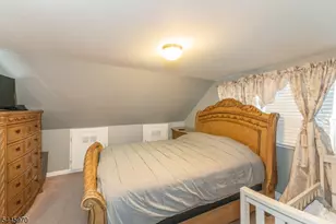 31 Zeliff Ave, Little Falls Township, NJ 07424 - Photo 3