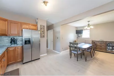 31 Zeliff Ave, Little Falls Township, NJ 07424 - Photo 13