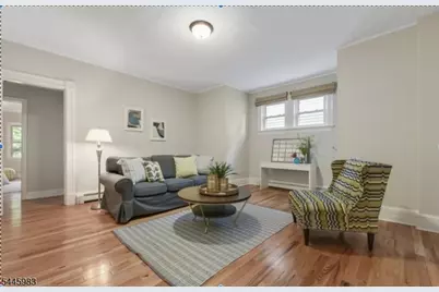 84 Grove St #1, Montclair, NJ 07042 - Photo 5