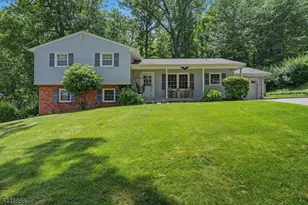 14 Arlington Dr, Denville, NJ 07834 - Photo 1