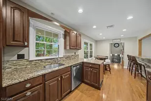 14 Arlington Dr, Denville, NJ 07834 - Photo 13