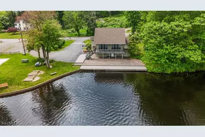 19 W Shawnee Trl, Jefferson Township, NJ 07885 - Photo 37