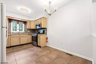 73 Castleton Rd, Montgomery Township, NJ 08540 - Photo 11