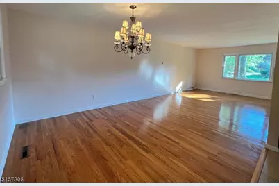 36 Cortright Rd, Hanover Township, NJ 07981 - Photo 5
