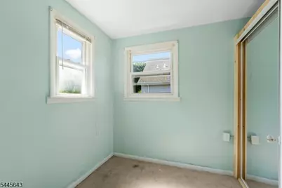 41 Elizabeth St, South Bound Brook Boro, NJ 08880 - Photo 29