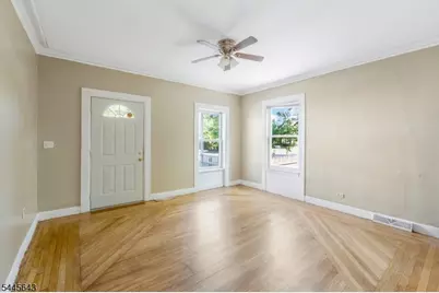 41 Elizabeth St, South Bound Brook Boro, NJ 08880 - Photo 7
