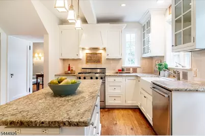 285 Linden Ave, Glen Ridge, NJ 07028 - Photo 19
