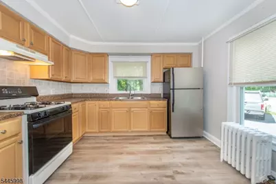46 Hillside Ave, Chatham, NJ 07928 - Photo 9