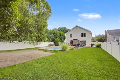 453 Huntington Rd, Union Township, NJ 07083 - Photo 25