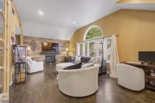 453 Huntington Rd, Union Township, NJ 07083 - Photo 5