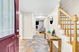 151 Cottage Pl W, Long Hill Township, NJ 07933 - Photo 3