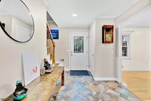 151 Cottage Pl W, Long Hill Township, NJ 07933 - Photo 5