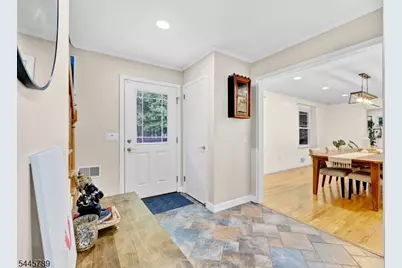 151 Cottage Pl, Long Hill Township, NJ 07933 - Photo 5