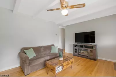 209 Spring Garden Rd, Holland Township, NJ 08848 - Photo 9