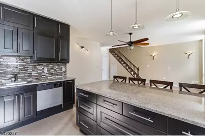 39-45 Bruen St #4, Newark, NJ 07105 - Photo 11