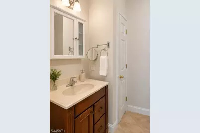 196 Franklin Ave #2, Nutley, NJ 07110 - Photo 3