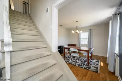 49 Colonial Dr, Clark Township, NJ 07066 - Photo 15