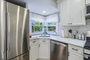 113 S McKinley Ave, Woodbridge Township, NJ 08830 - Photo 11