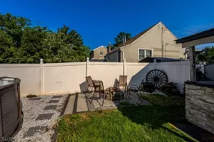 113 S McKinley Ave, Woodbridge Township, NJ 08830 - Photo 35