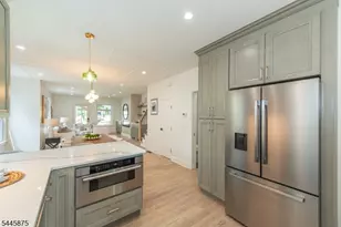 181 Valley Rd, Montclair, NJ 07042 - Photo 17