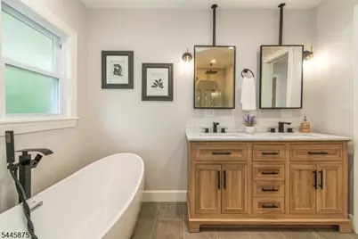 181 Valley Rd, Montclair, NJ 07042 - Photo 23
