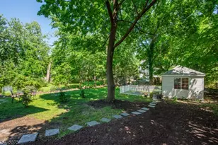 181 Valley Rd, Montclair, NJ 07042 - Photo 33