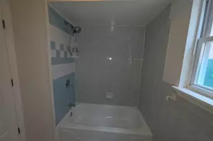 1025 Lafayette St, Elizabeth, NJ 07201 - Photo 9