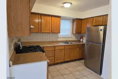 1025 Lafayette St, Elizabeth, NJ 07201 - Photo 7