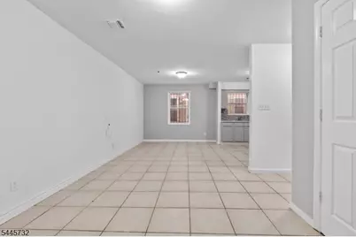 582 S 19th #1, Newark, NJ 07103 - Photo 13
