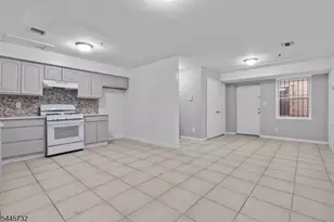 582 S 19th, Newark, NJ 07103 - Photo 11