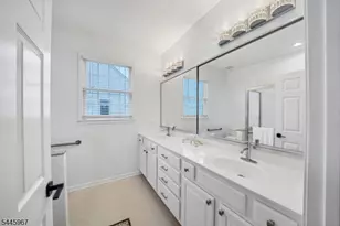 30 Benjamin St, Franklin Township, NJ 08873 - Photo 17