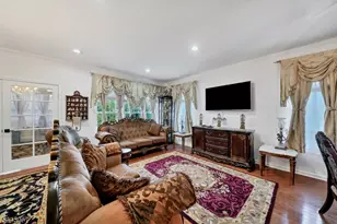 30 Benjamin St, Franklin Township, NJ 08873 - Photo 9