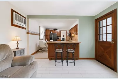 150 Darling Ave, Bloomfield, NJ 07003 - Photo 9