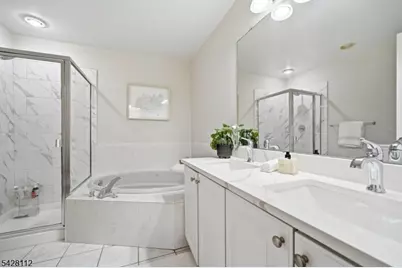 419 Hartford Dr, Nutley, NJ 07110 - Photo 25