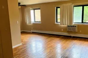 401 Highway22B33U8, North Plainfield, NJ 07060 - Photo 5