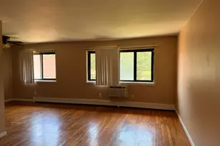 401 Highway22B33U8, North Plainfield, NJ 07060 - Photo 3