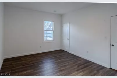 86-88 Abinger Pl #2R, Newark, NJ 07106 - Photo 11