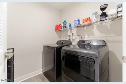 22 Oakwood Blvd, Union Township, NJ 08827 - Photo 21
