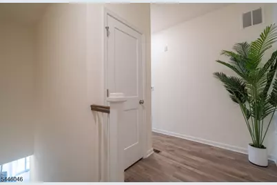 734 Station Rd, Dunellen, NJ 08812 - Photo 15