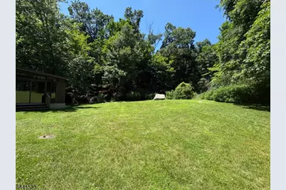 4 Tracey Ln, Sparta Township, NJ 07871 - Photo 3