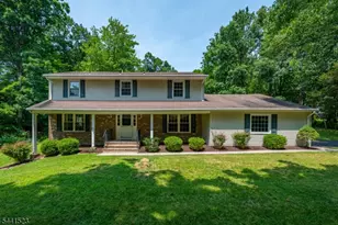 4 Tracey Ln, Sparta Township, NJ 07871 - Photo 1